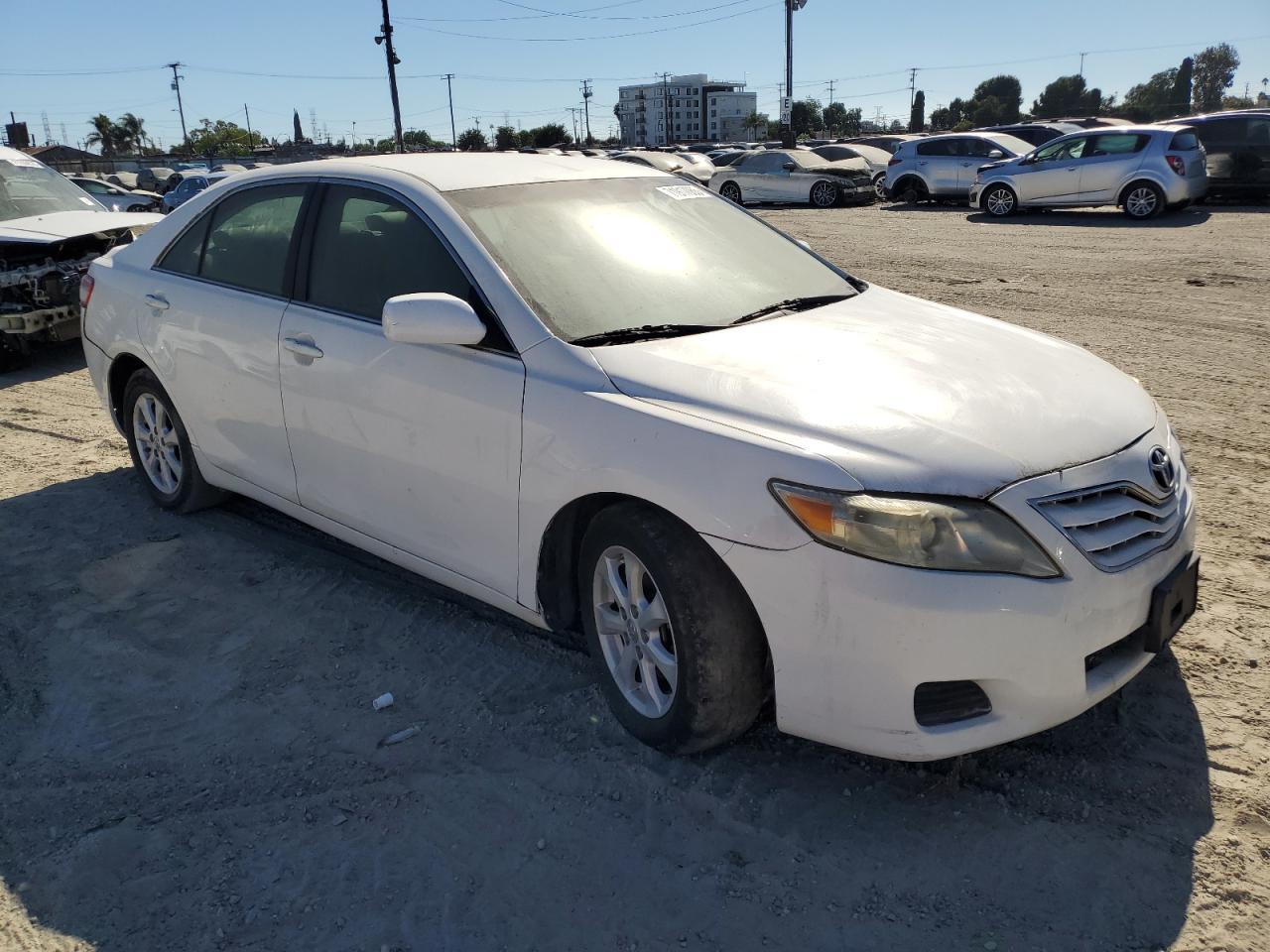 2011 TOYOTA CAMRY