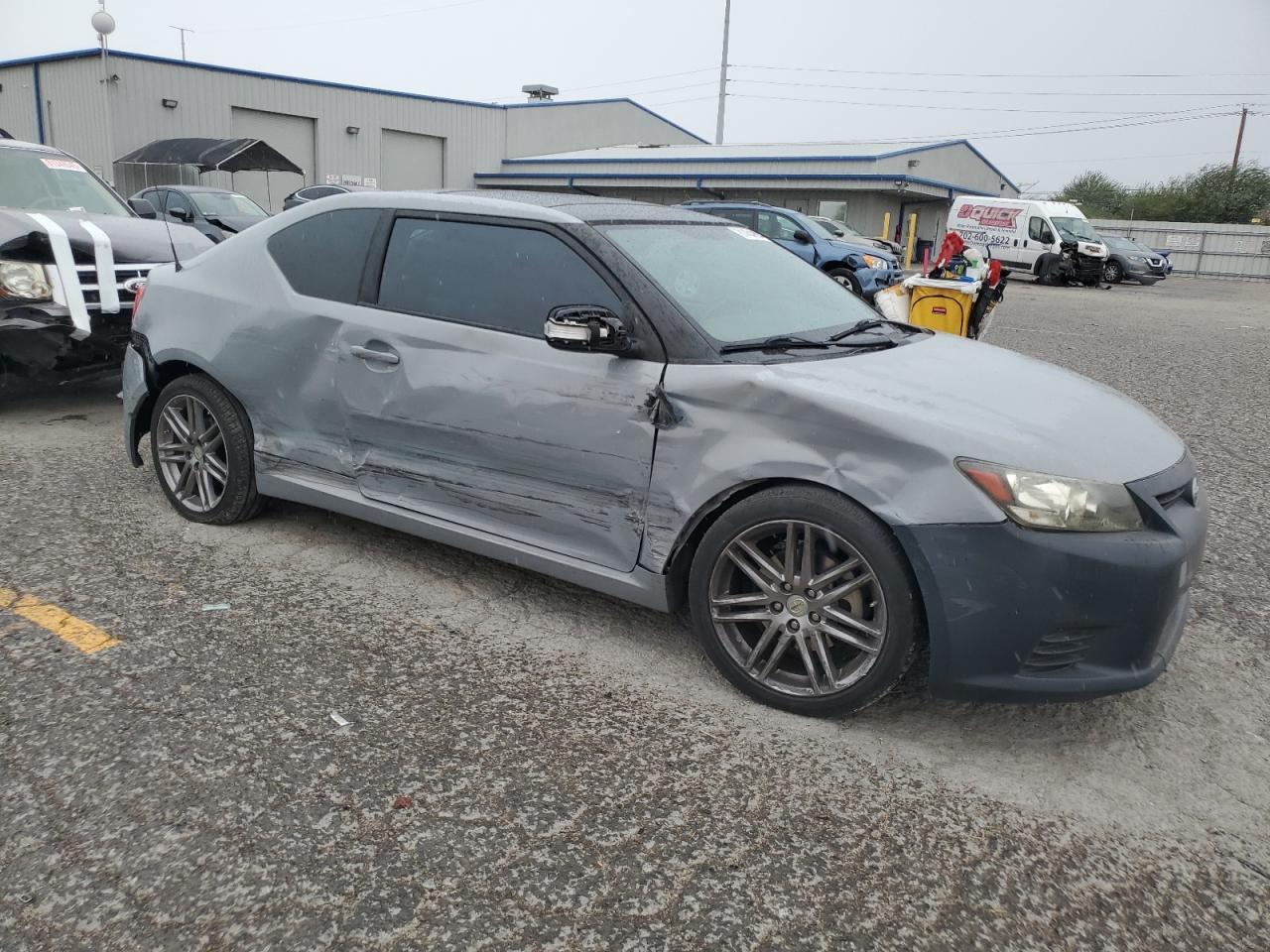 2011 TOYOTA SCION