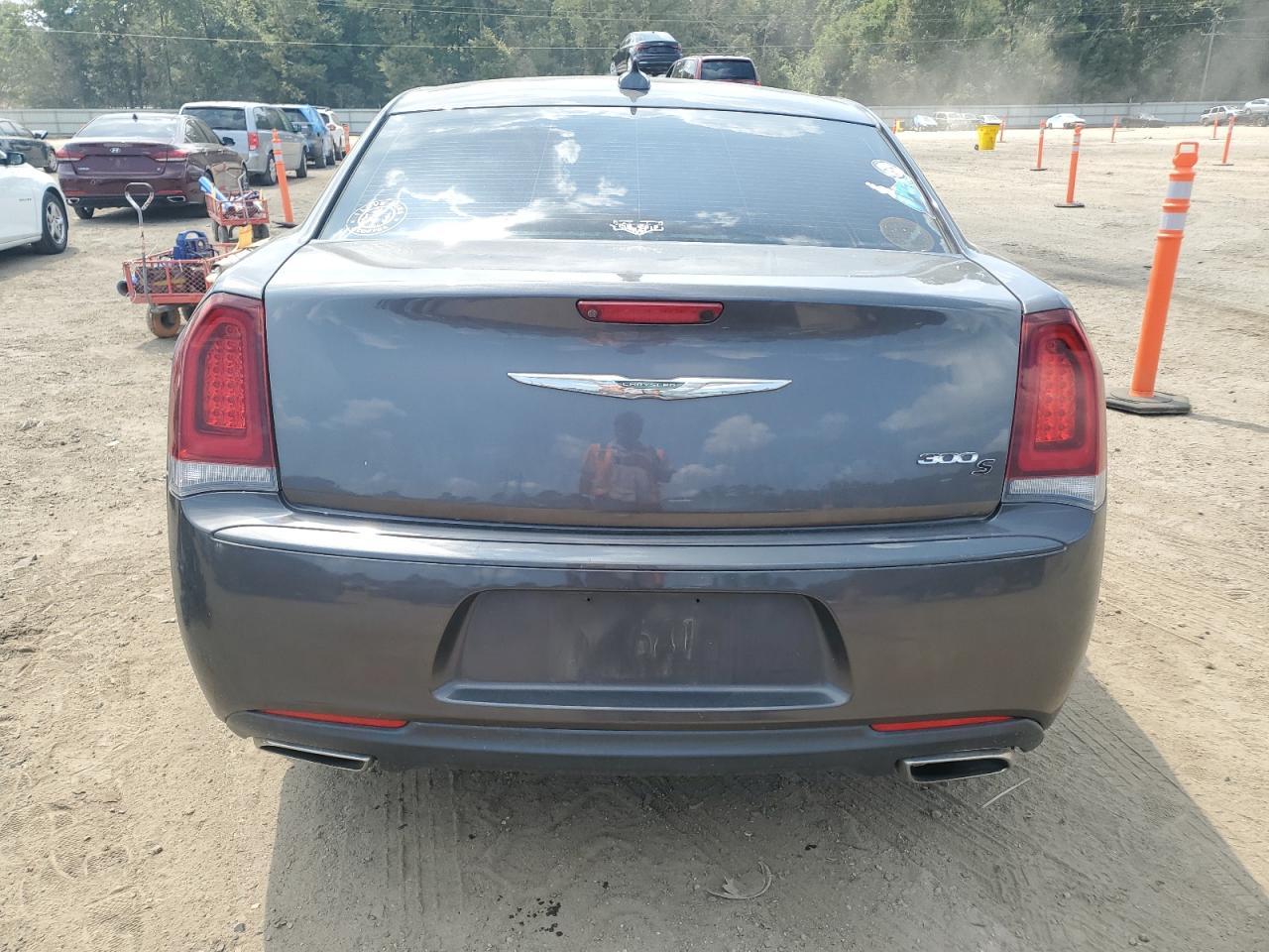 2019 CHRYSLER 300