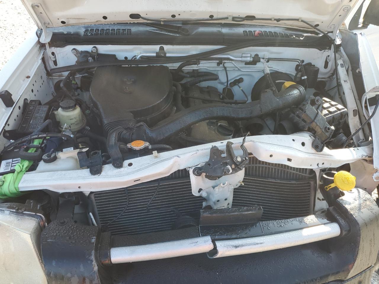 2001 NISSAN Frontier