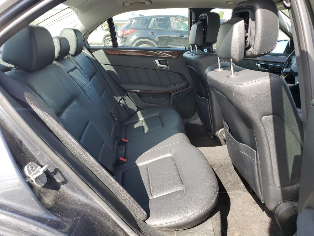 2013 MERCEDES-BENZ E-Class