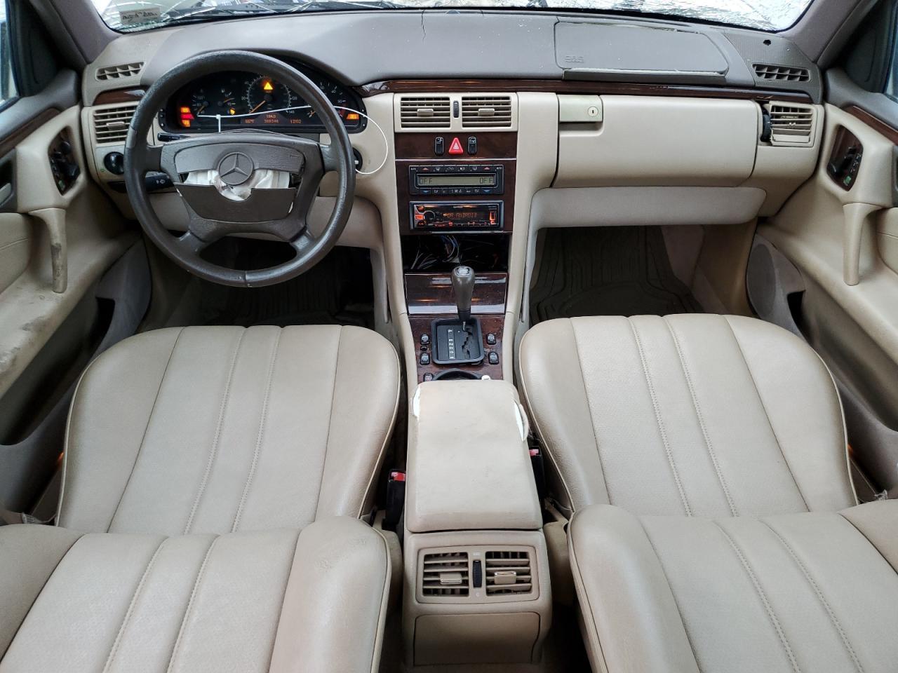 1996 MERCEDES-BENZ E-Class