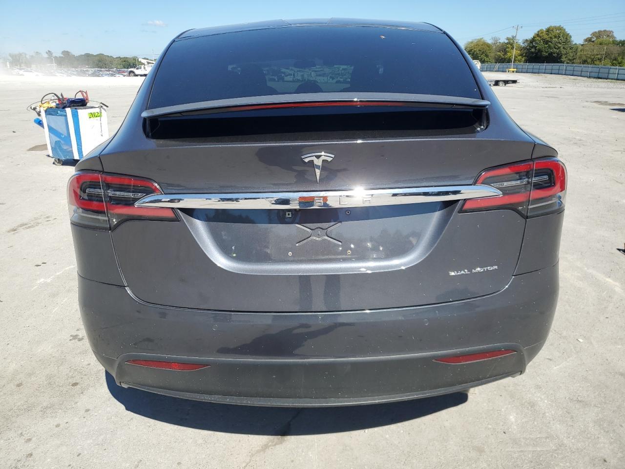 2021 TESLA MODEL X