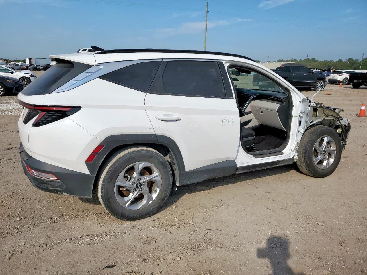 2023 HYUNDAI TUCSON