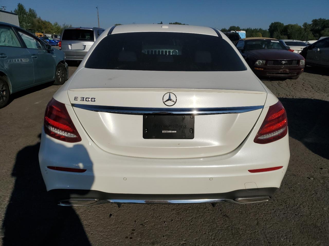 2017 MERCEDES-BENZ E-Class