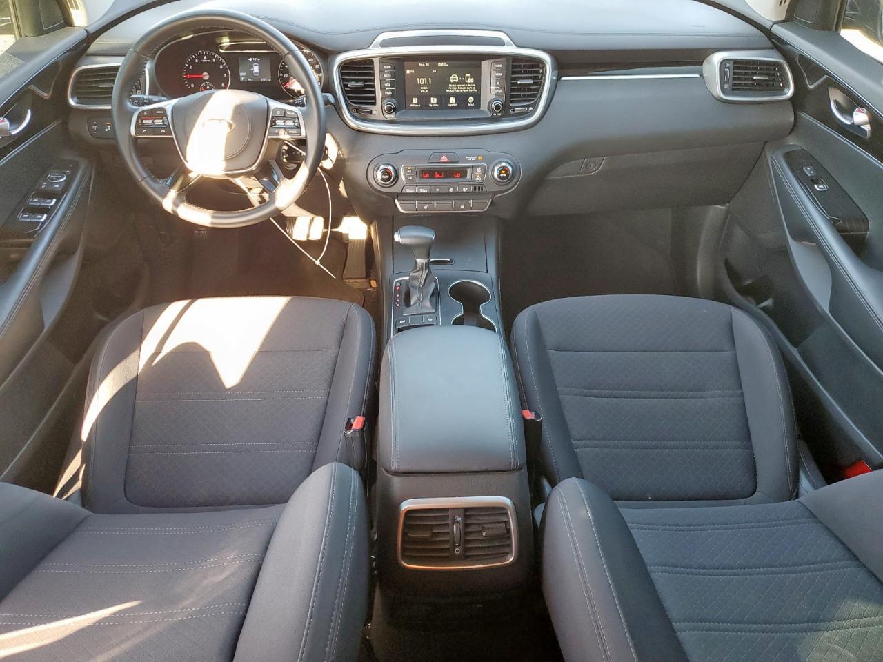 2019 KIA SORENTO