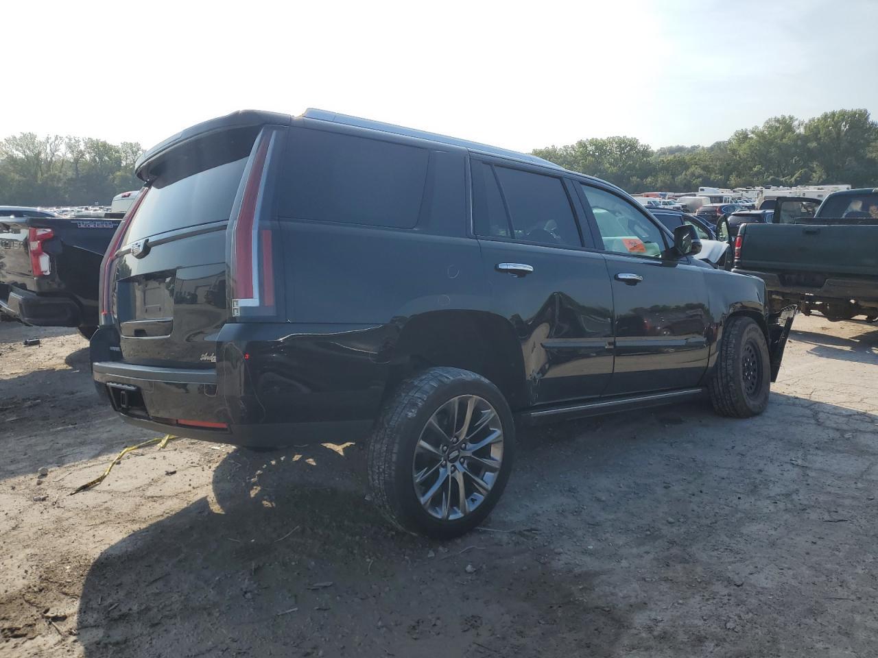 2020 CADILLAC ESCALADE
