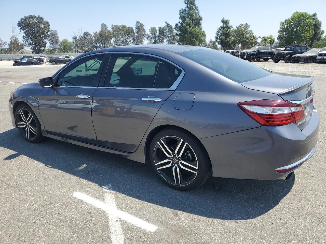 2016 HONDA ACCORD