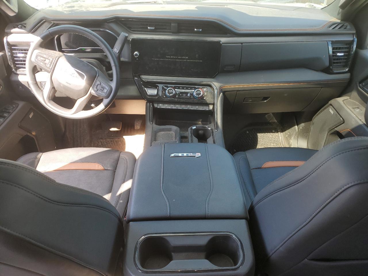 2025 GMC Sierra
