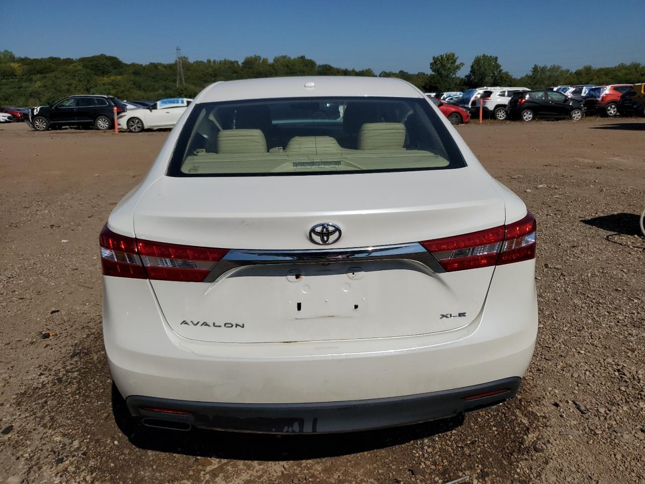 2014 TOYOTA Avalon
