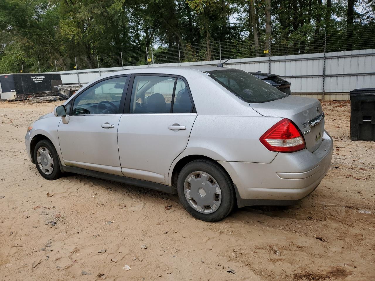 2008 NISSAN VERSA