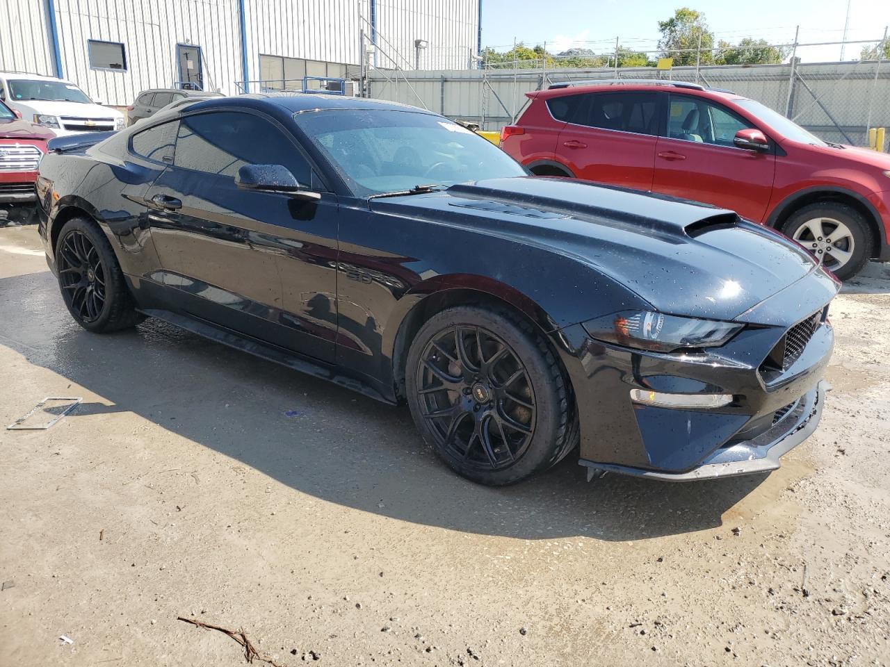 2019 FORD MUSTANG