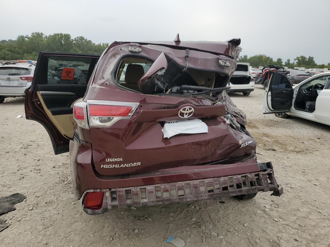2016 TOYOTA HIGHLANDER