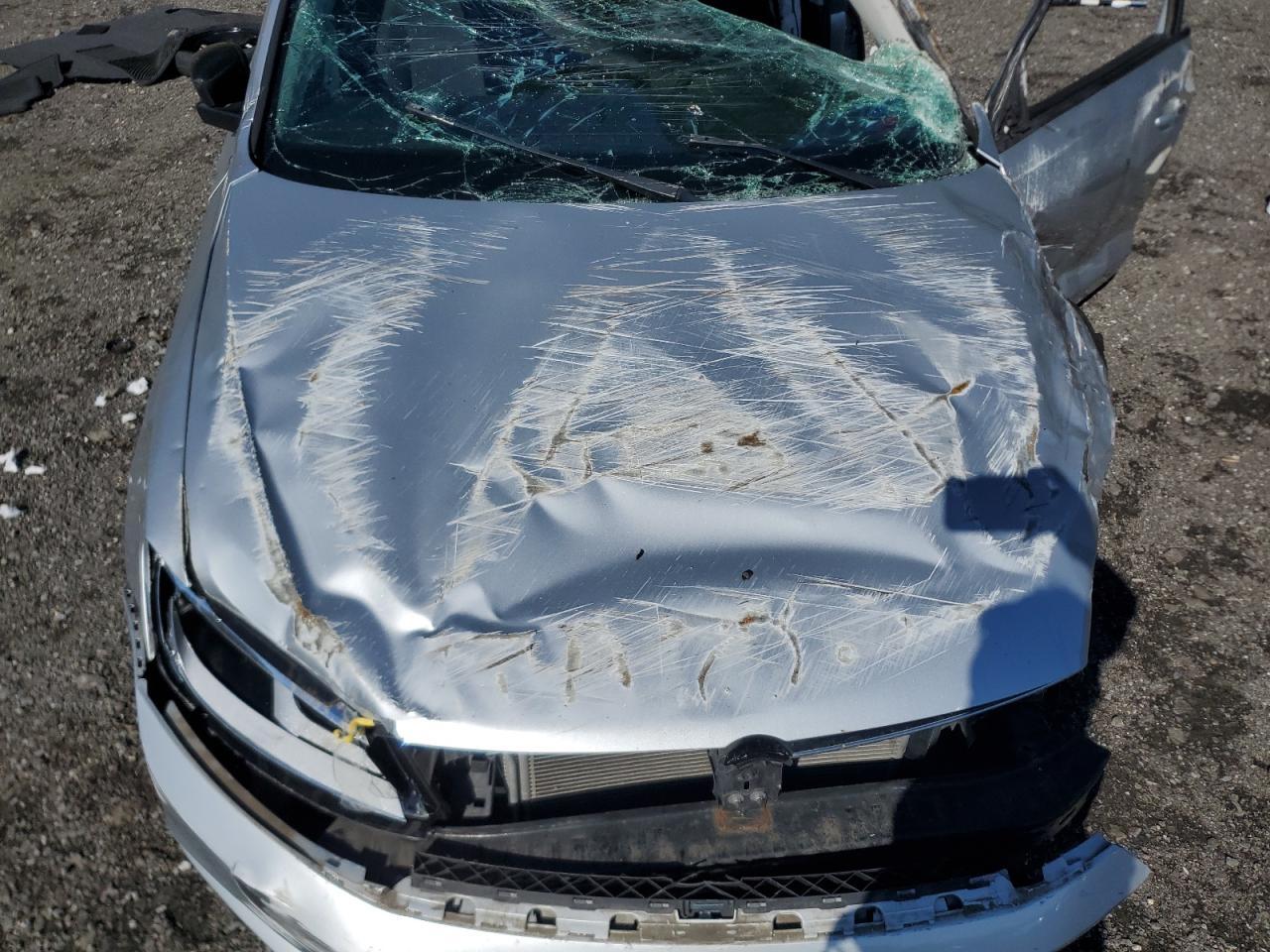 2016 VOLKSWAGEN JETTA