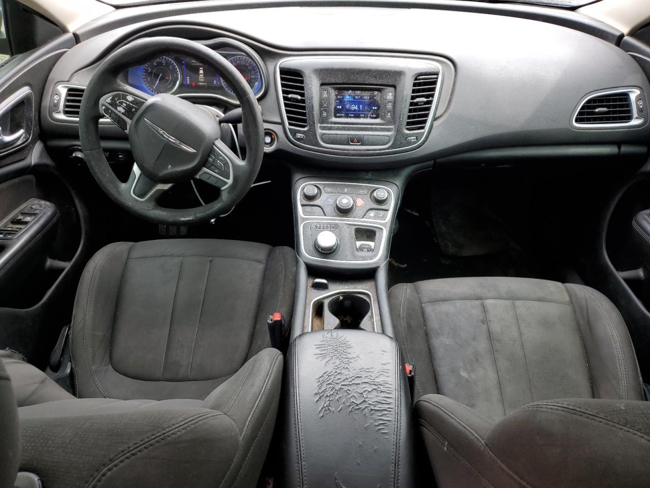 2016 CHRYSLER 200