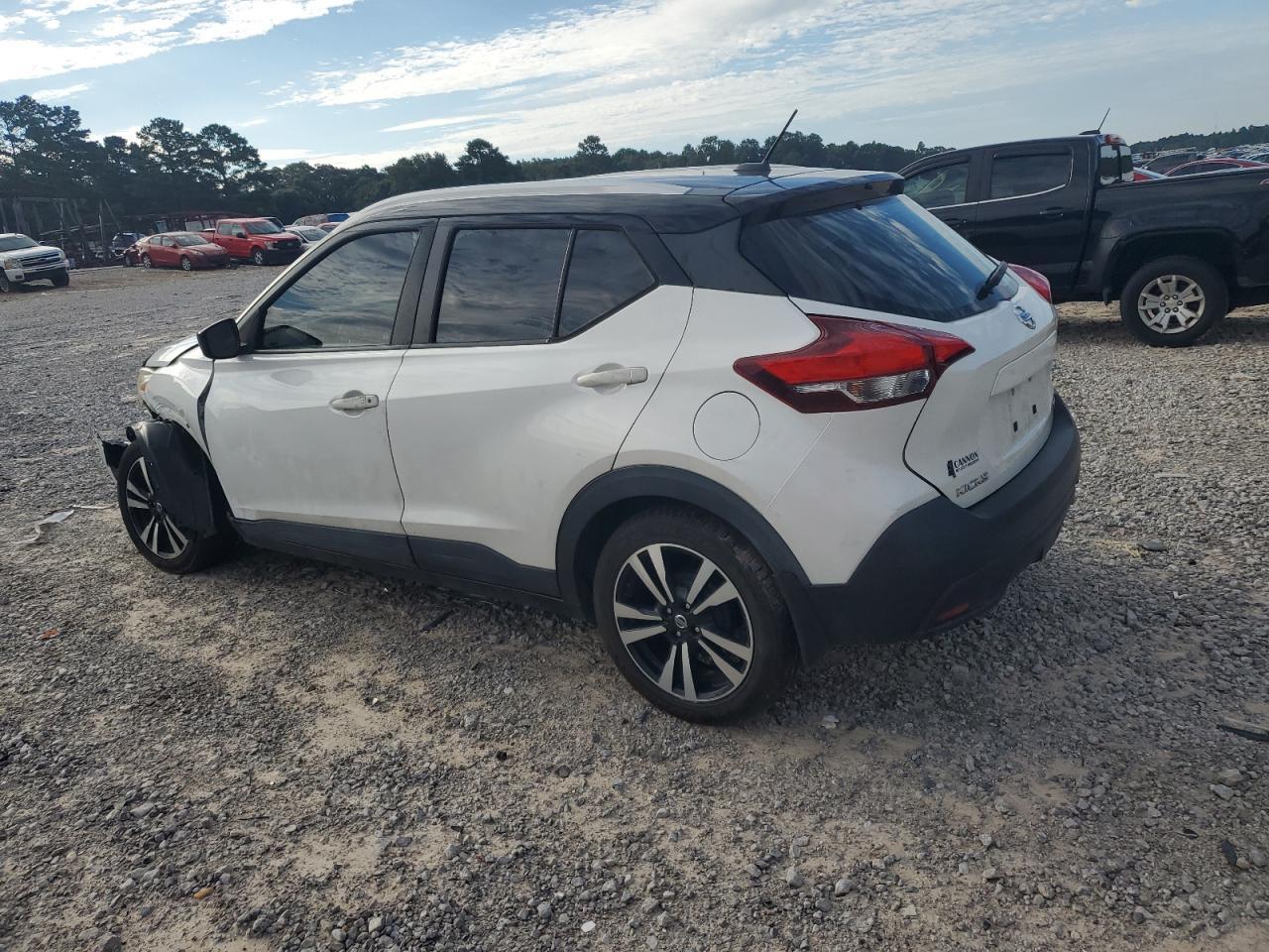 2018 NISSAN KICKS
