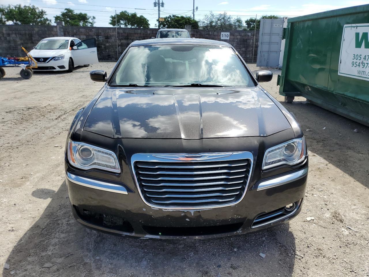 2013 CHRYSLER 300