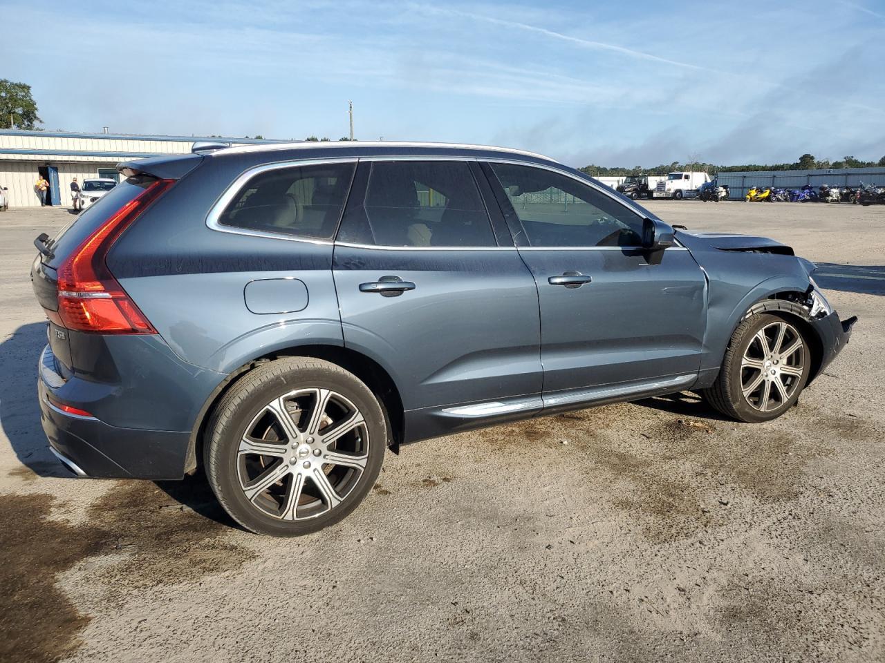 2020 VOLVO XC60