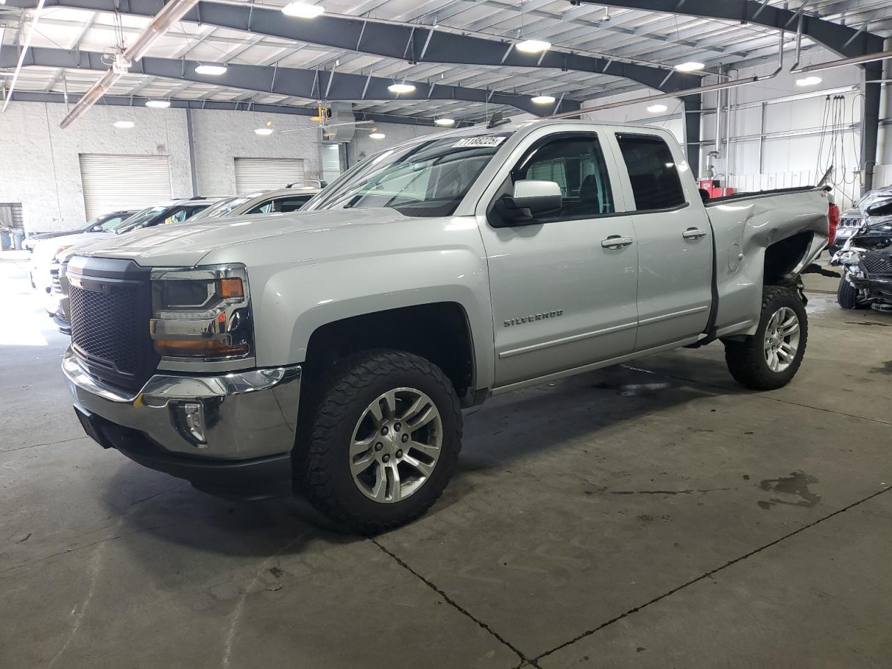 2016 CHEVROLET Silverado