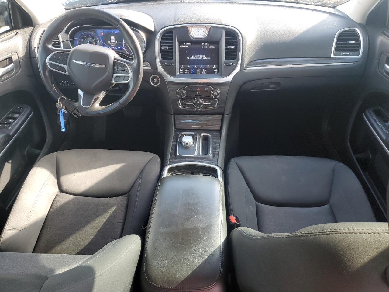 2020 CHRYSLER 300