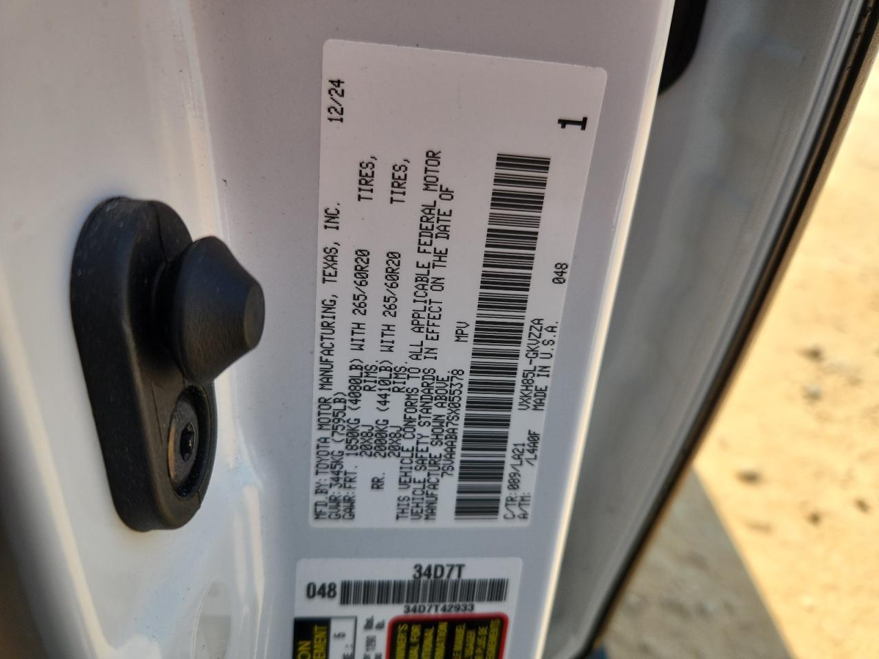 2025 TOYOTA Sequoia
