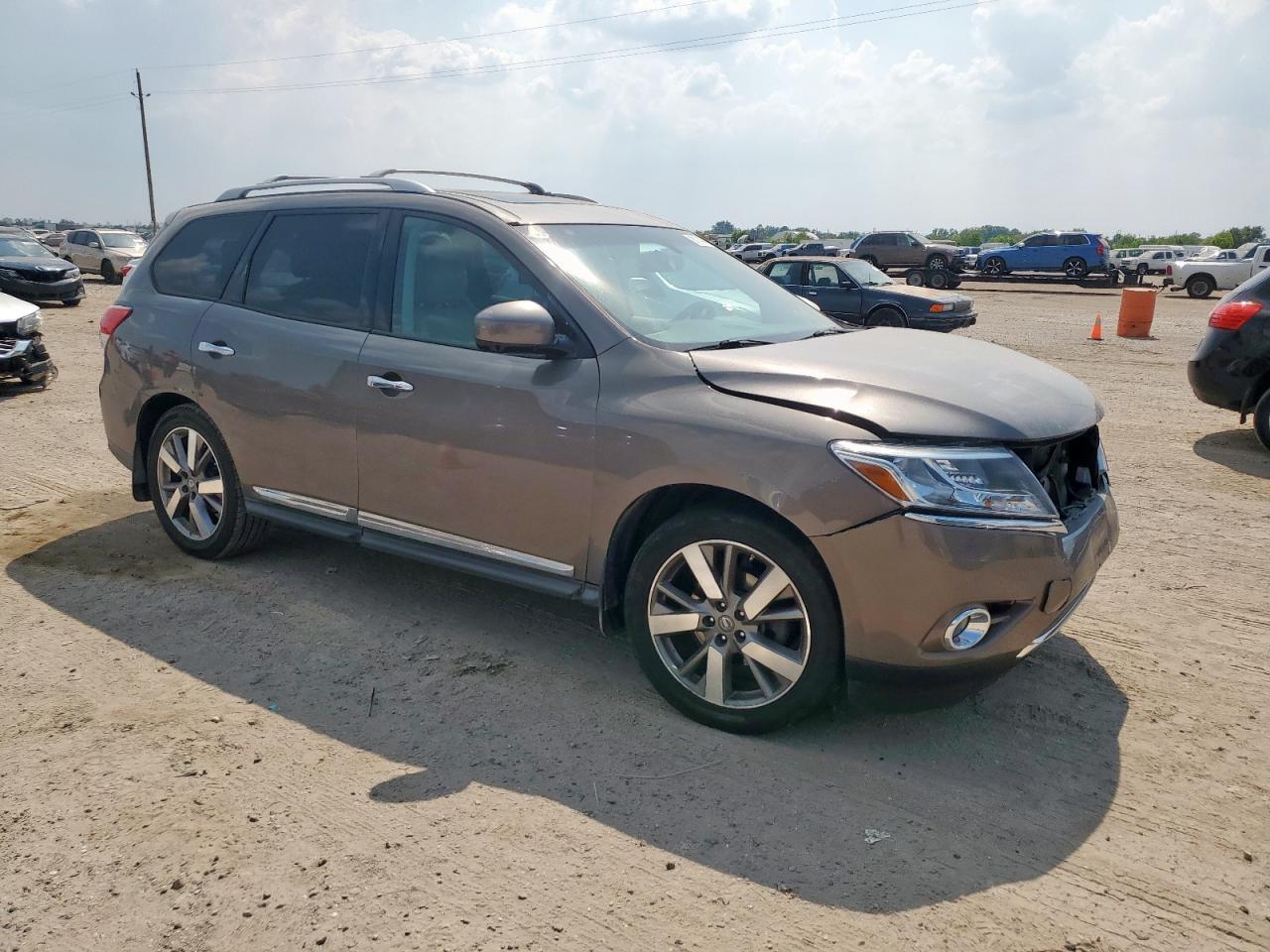 2014 NISSAN PATHFINDER