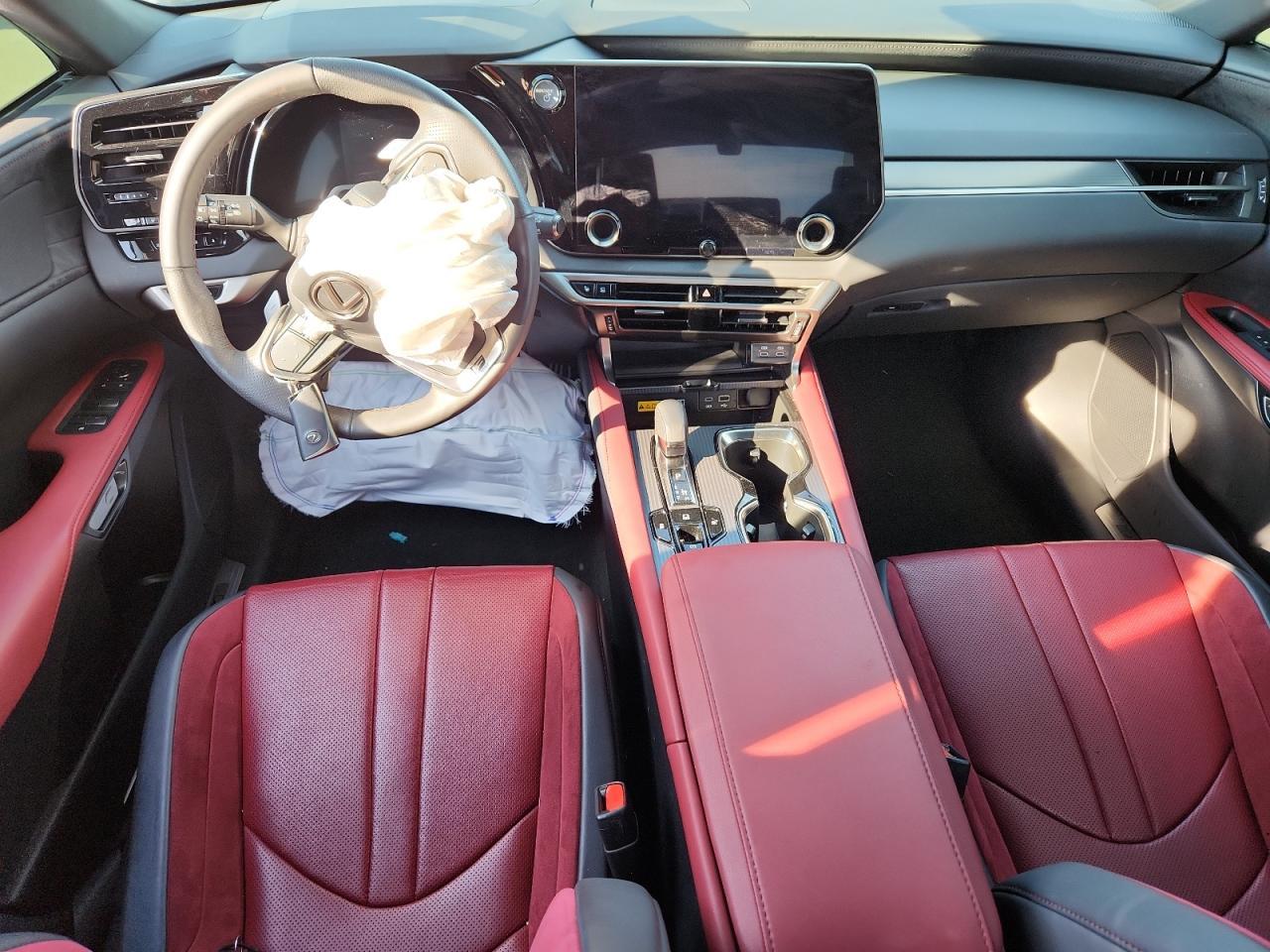 2024 LEXUS RX 500H