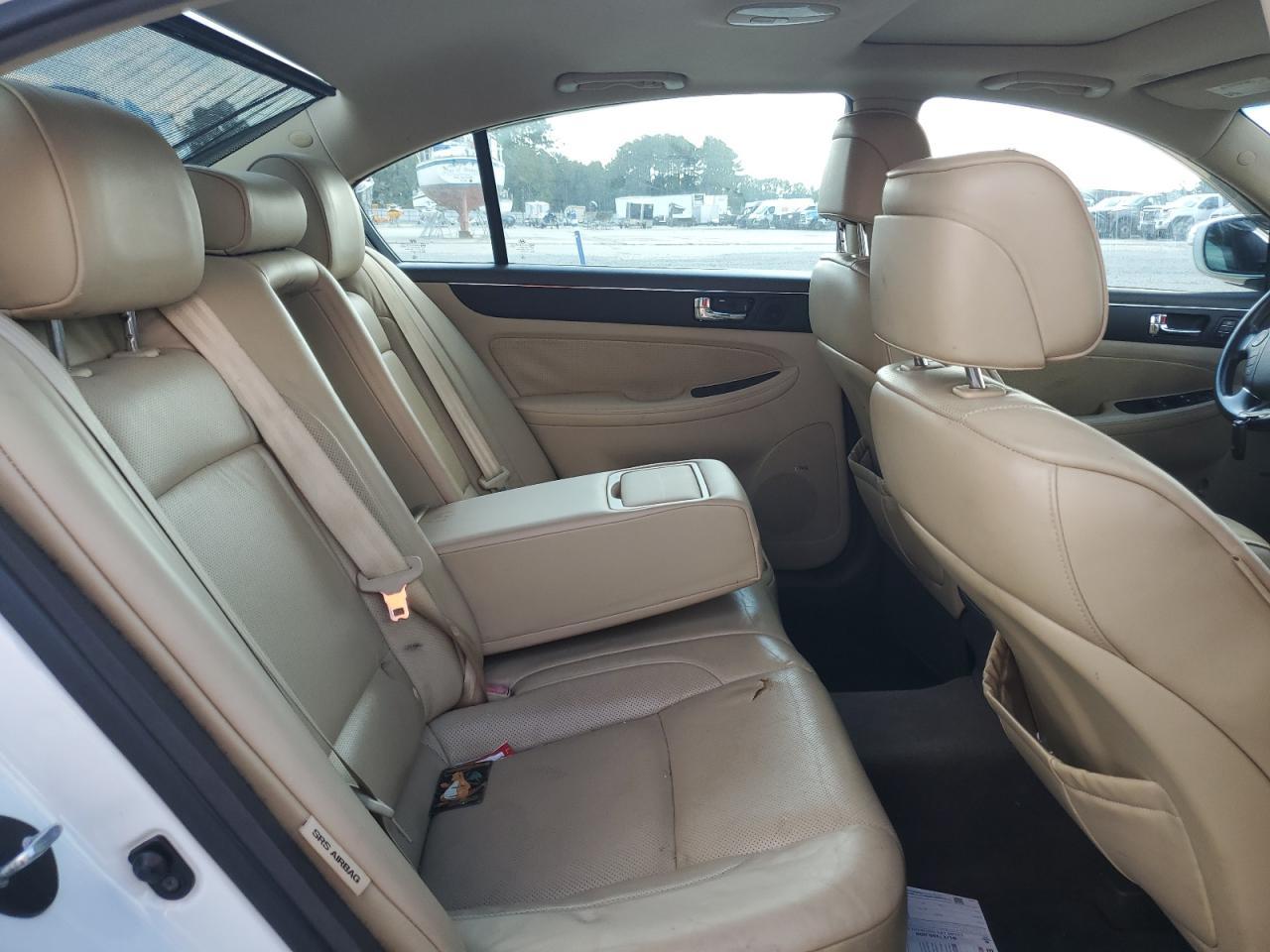 2010 HYUNDAI GENESIS