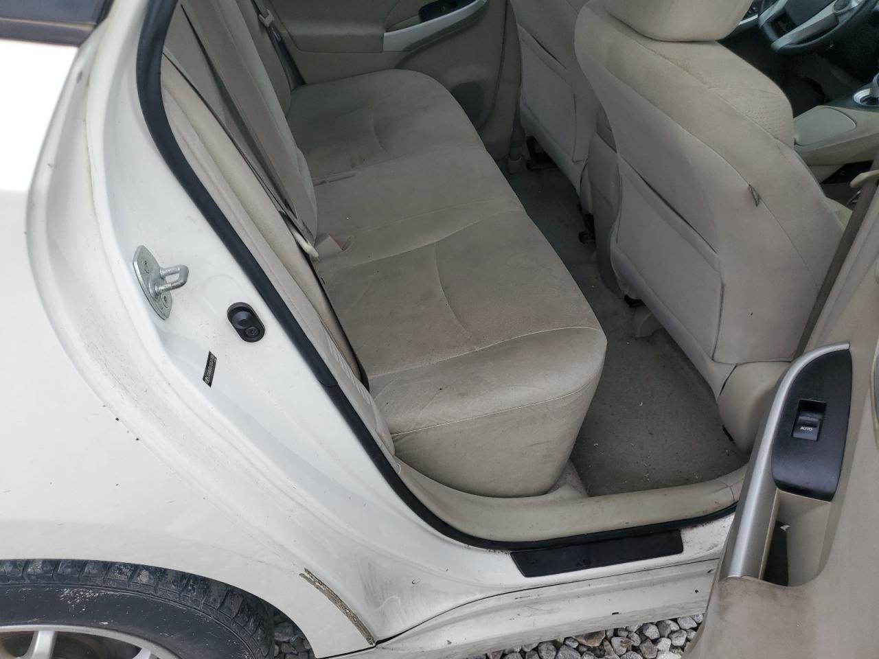 2011 TOYOTA PRIUS