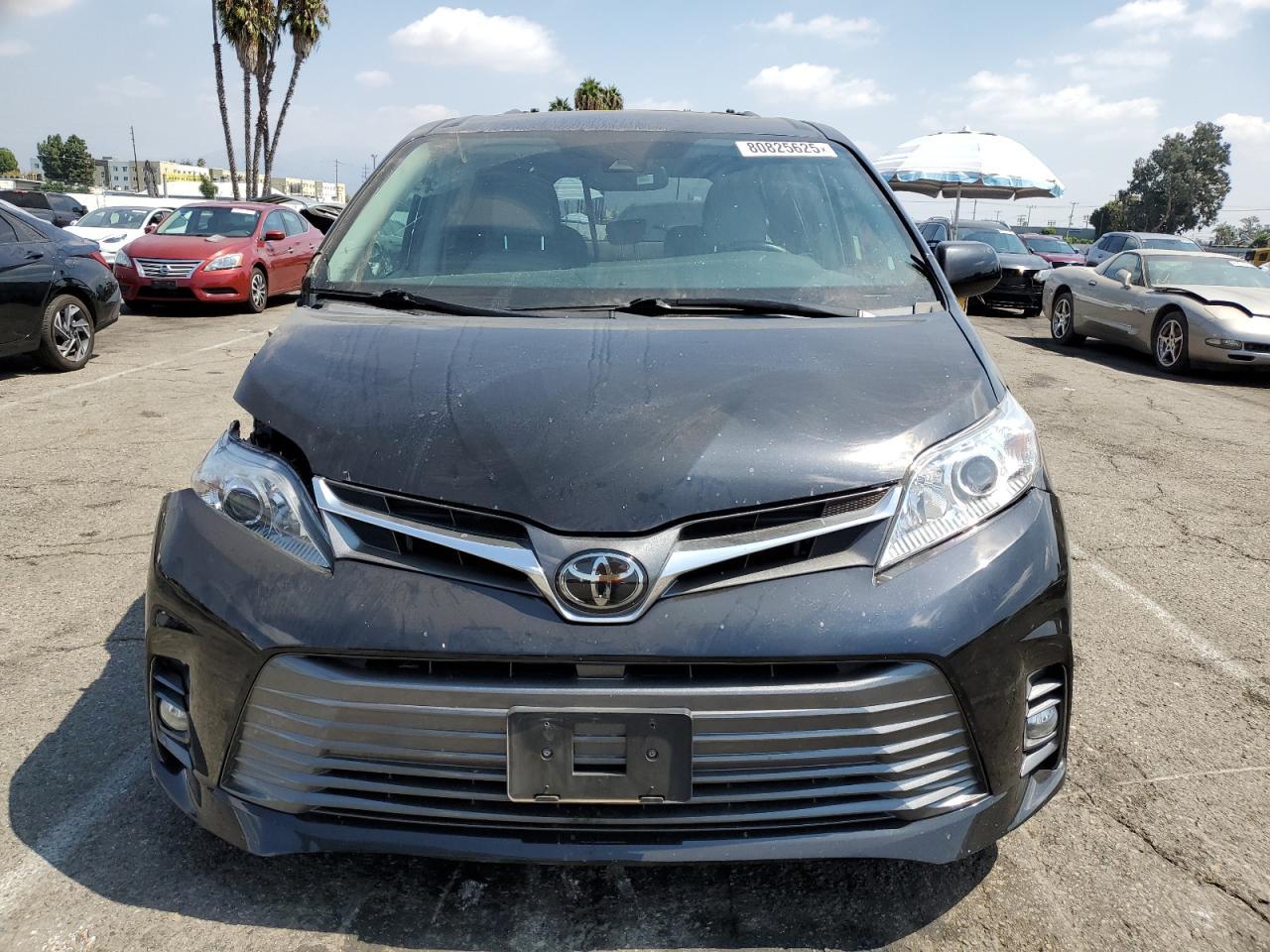 2019 TOYOTA SIENNA