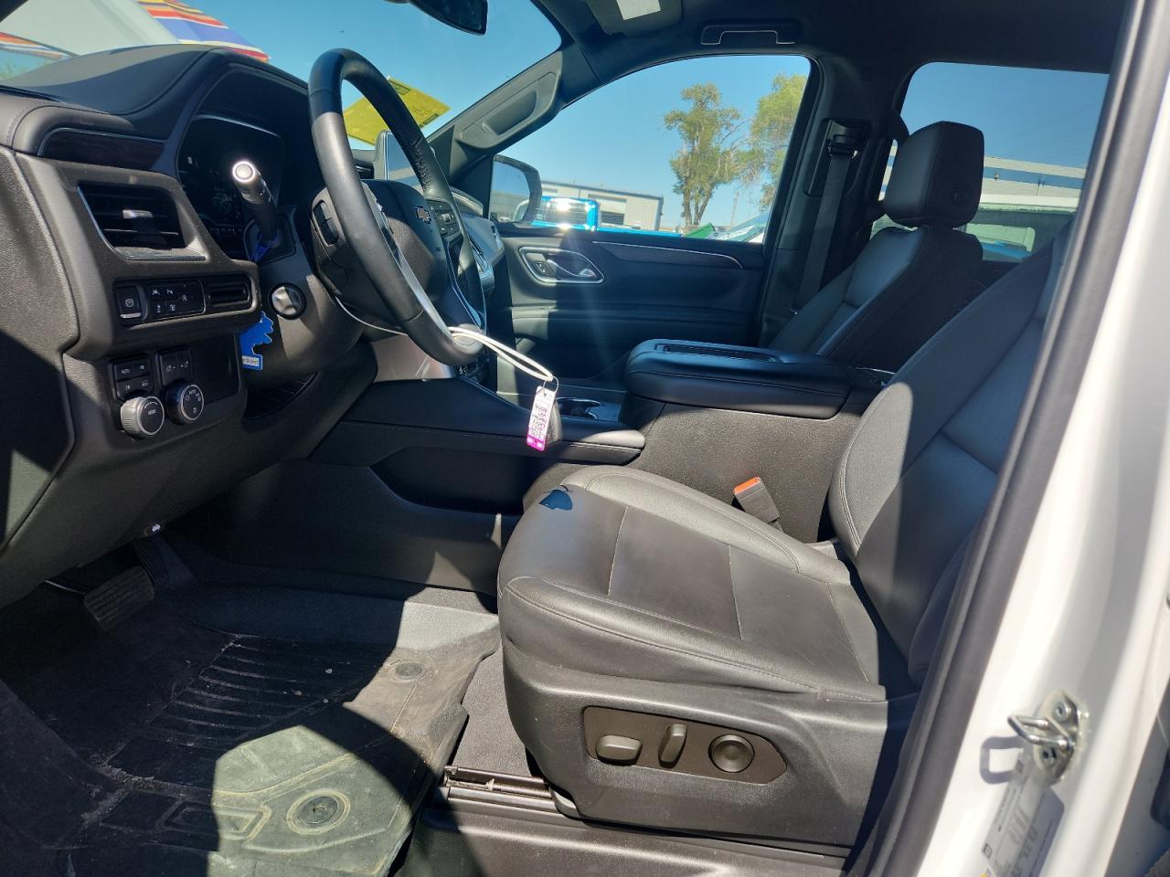 2023 CHEVROLET Suburban
