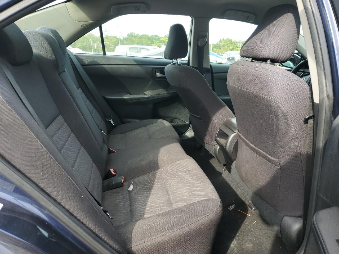 2016 TOYOTA CAMRY