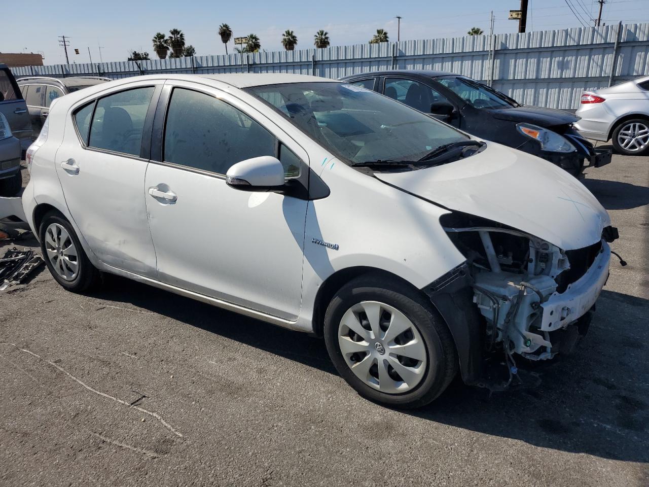 2013 TOYOTA Prius c