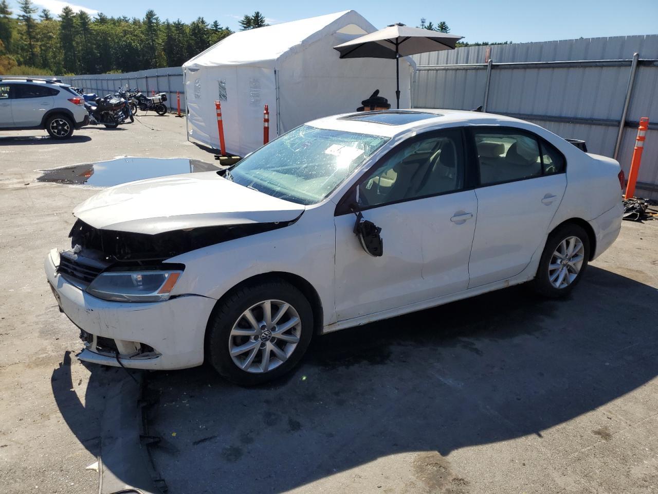 2011 VOLKSWAGEN JETTA