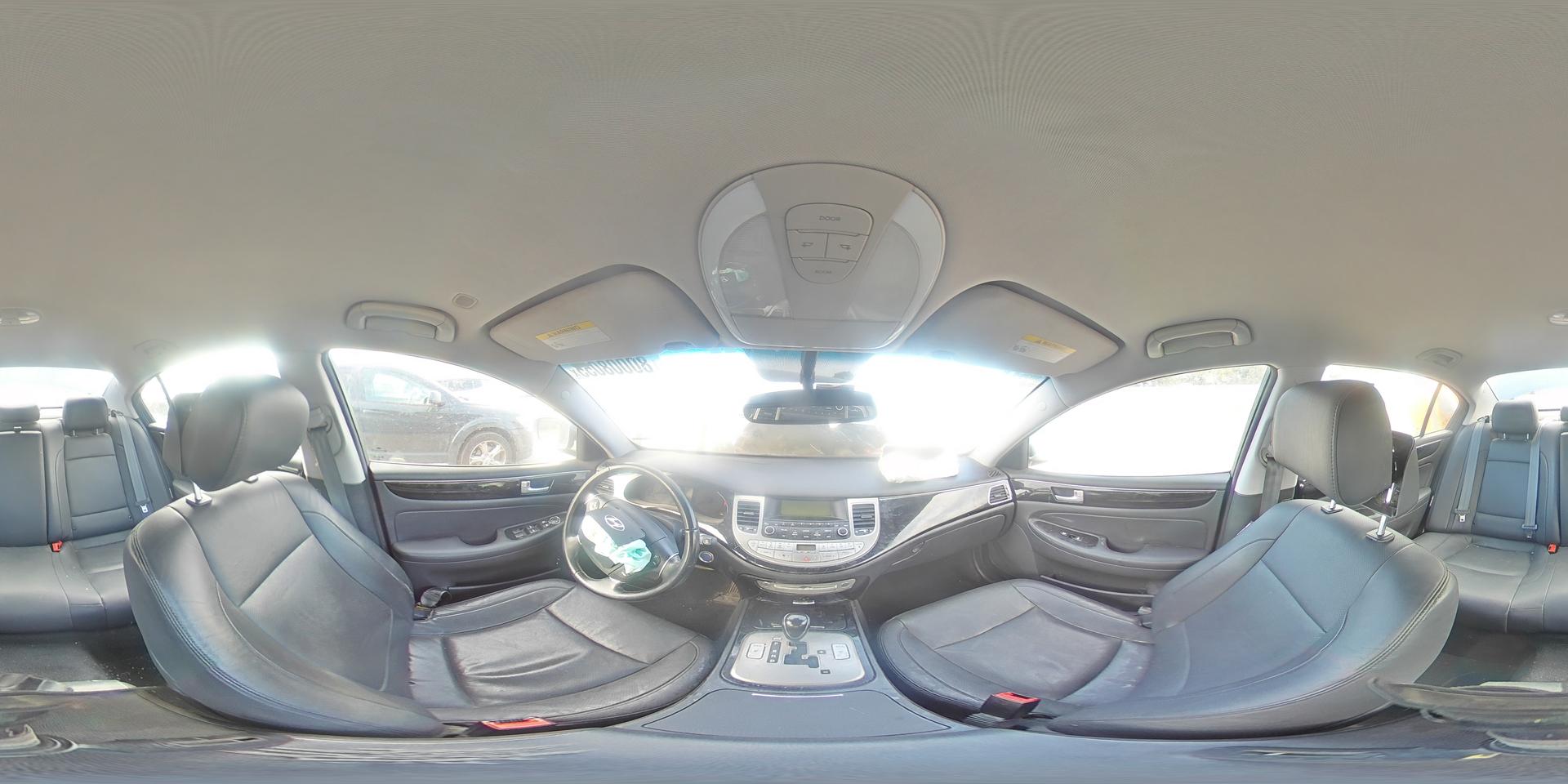 2014 HYUNDAI GENESIS