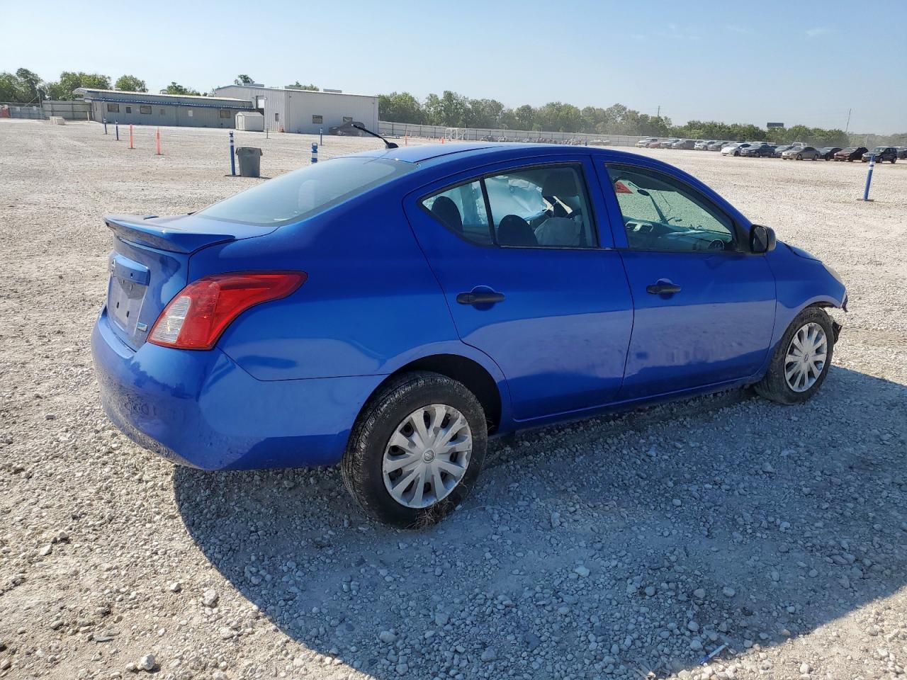 2014 NISSAN VERSA