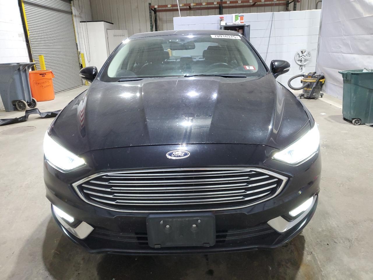 2017 FORD FUSION