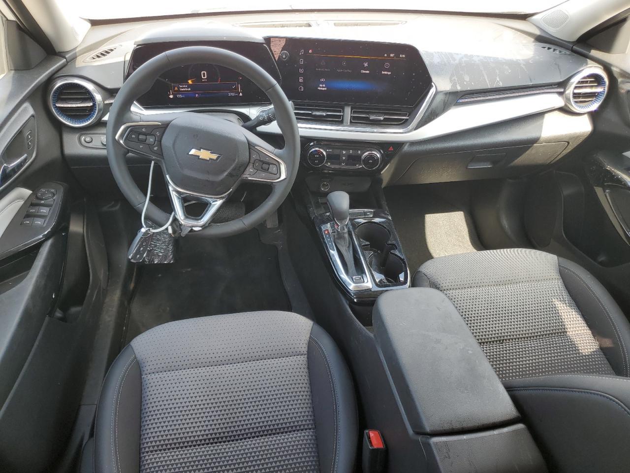 2025 CHEVROLET TRAX