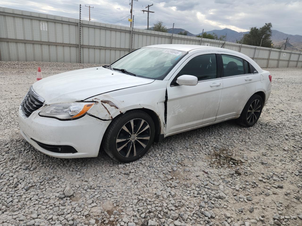 2012 CHRYSLER 200