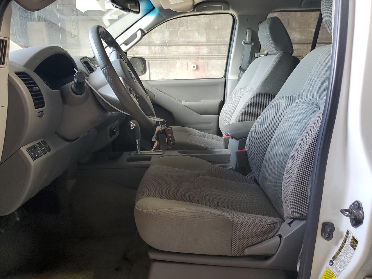 2015 NISSAN Frontier
