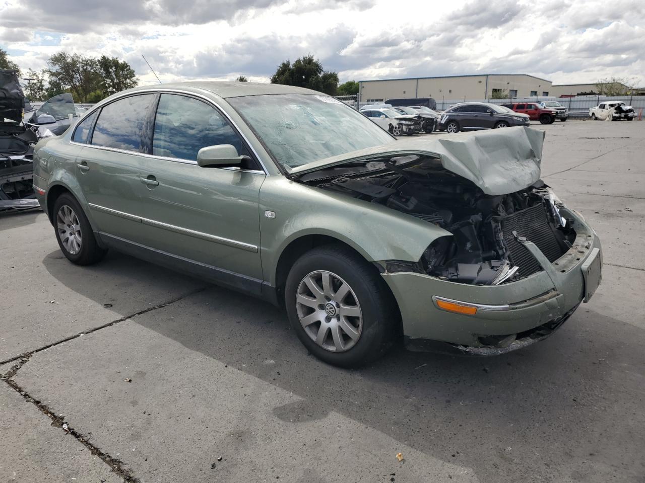 2001 VOLKSWAGEN Passat
