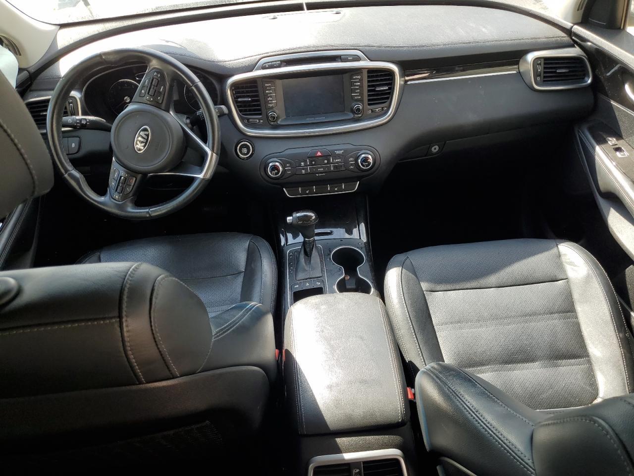 2017 KIA SORENTO