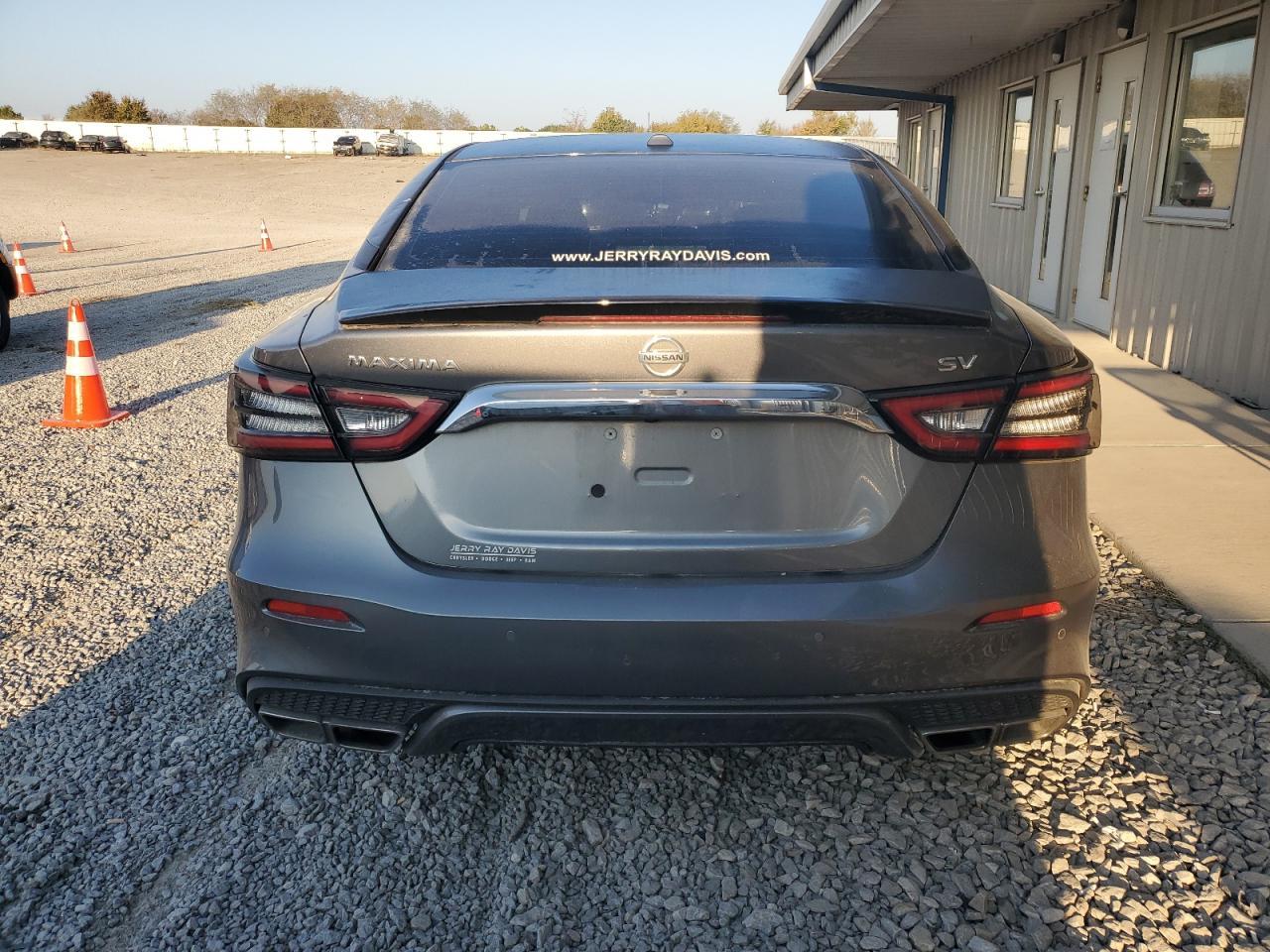 2022 NISSAN Maxima