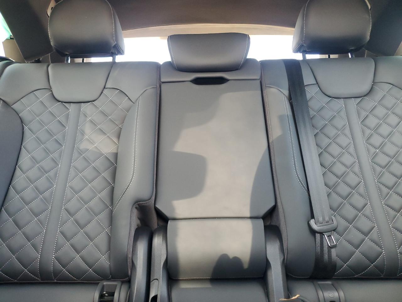 2024 AUDI SQ5