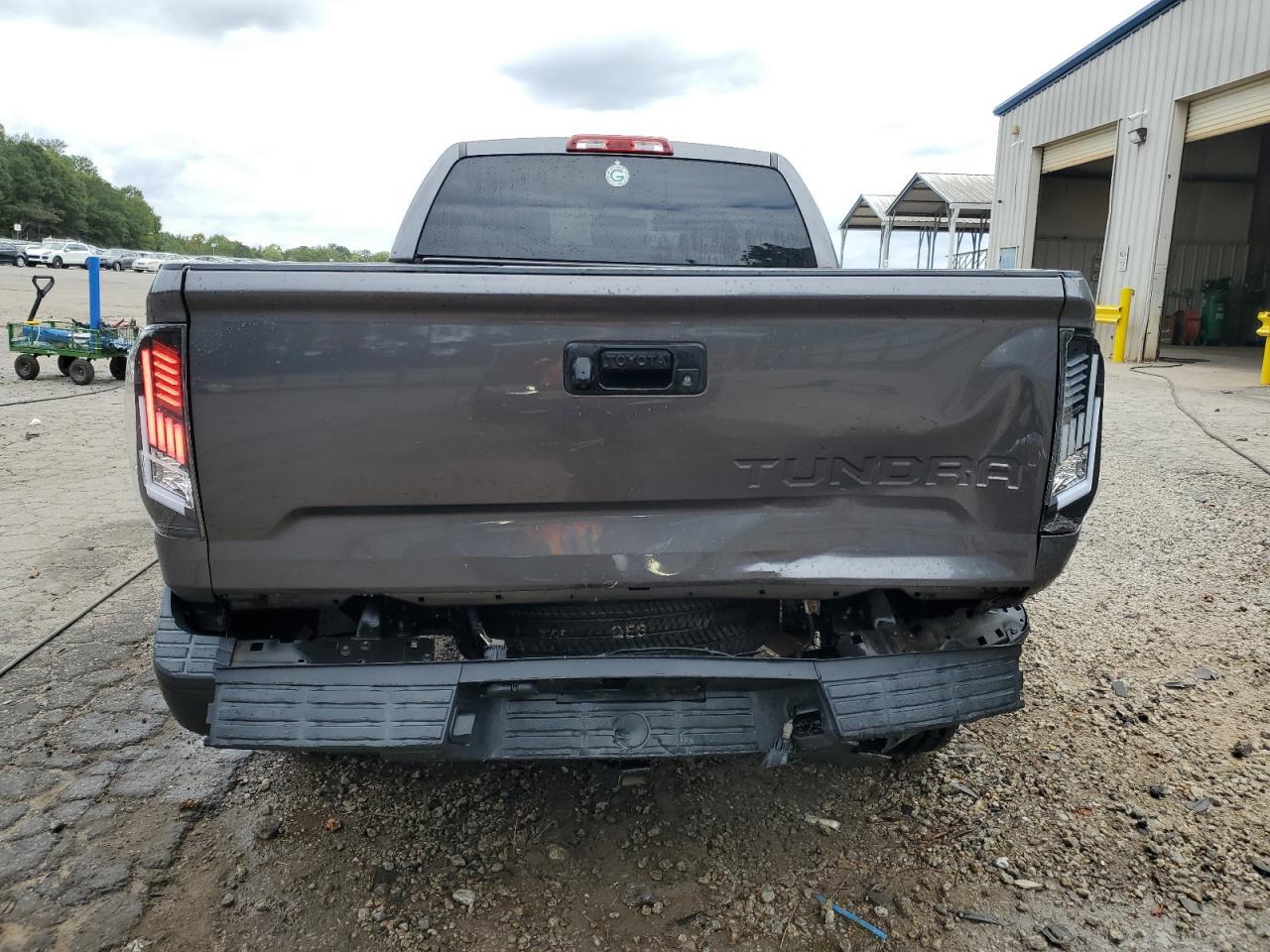 2014 TOYOTA TUNDRA