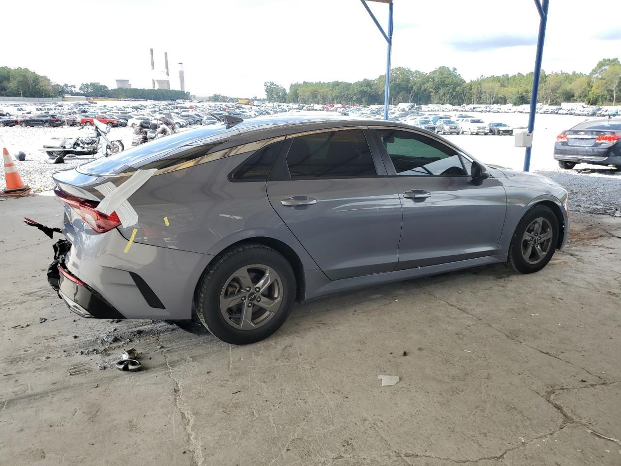 2023 KIA K5