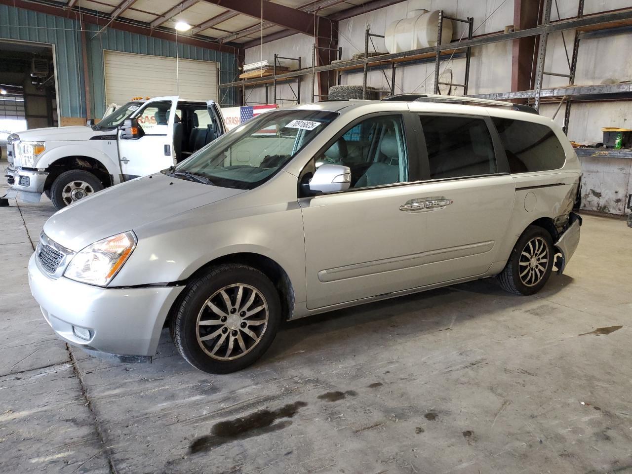 2012 KIA SEDONA