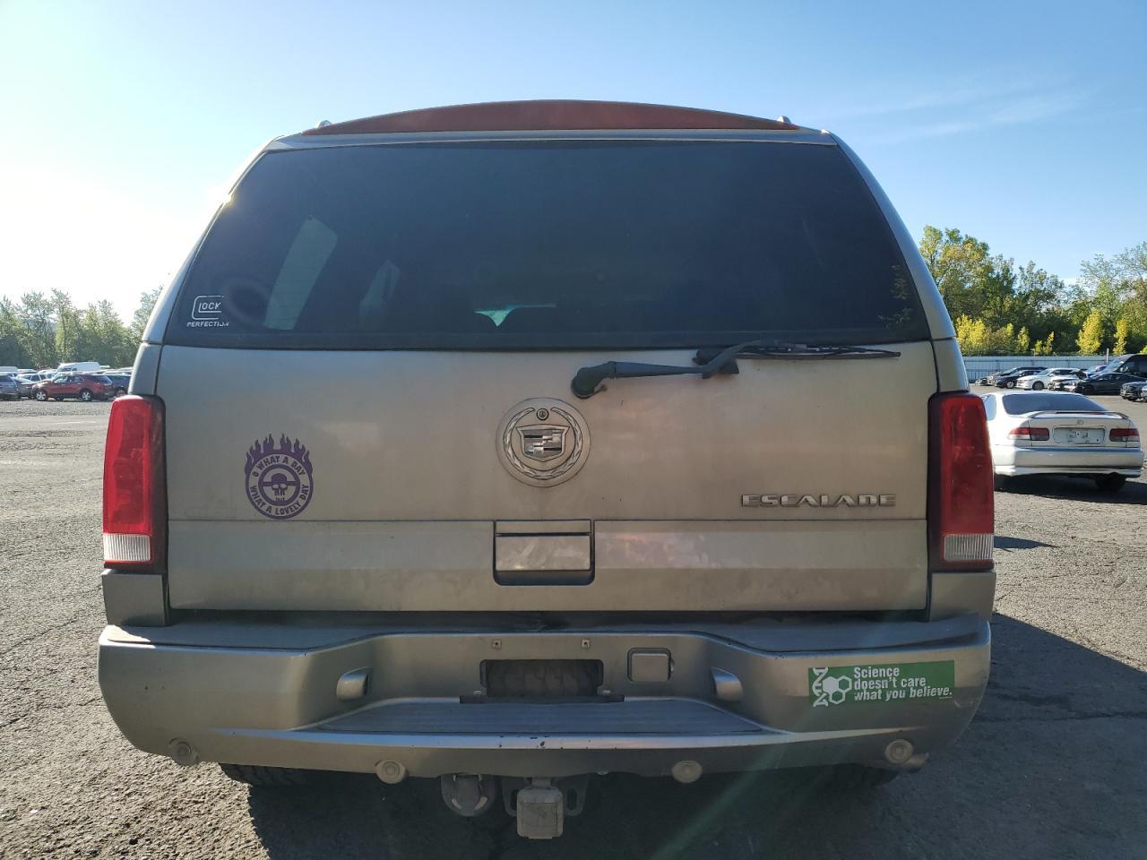 2002 CADILLAC ESCALADE