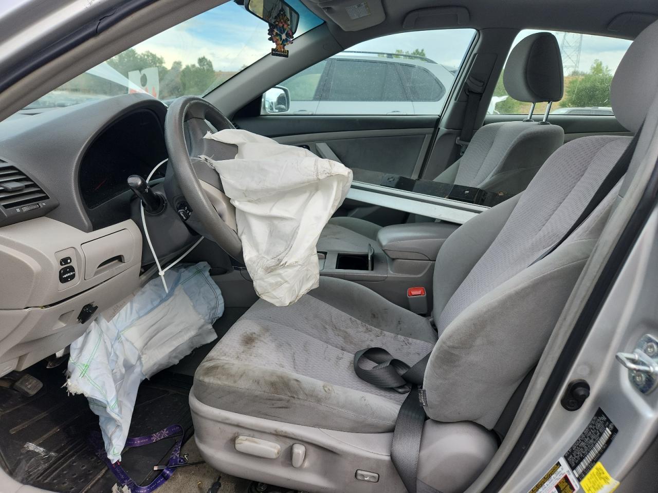 2011 TOYOTA CAMRY