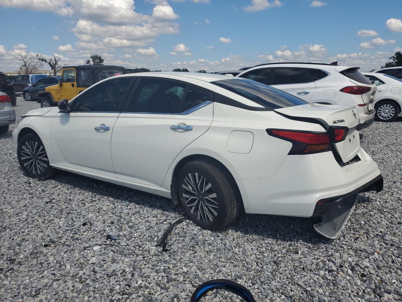 2025 NISSAN ALTIMA